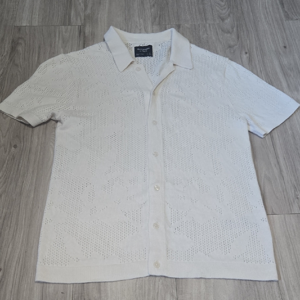 Abercrombie & Fitch Cream Short Sleeve Shirt